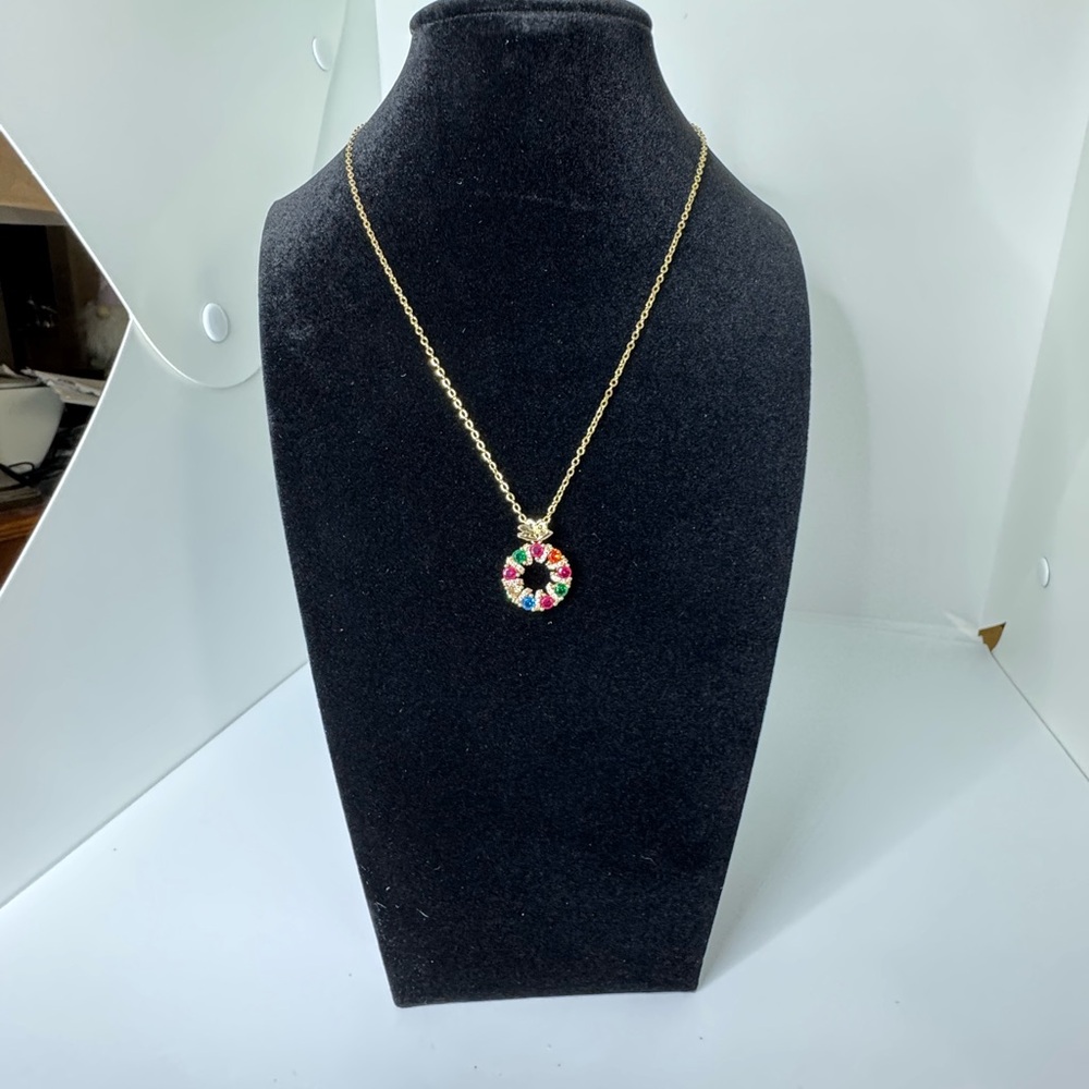 Elegant Multicolor Pendant Necklace